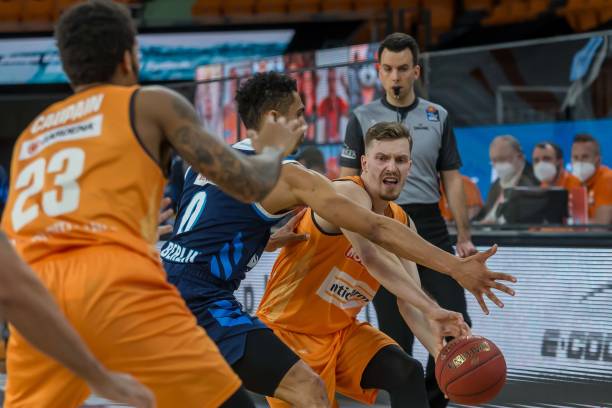 战术博弈 战术博弈