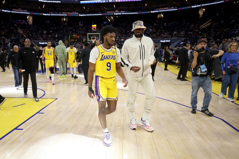 承担起更多 承担起更多