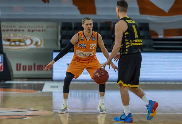 为全球观众 为全球观众